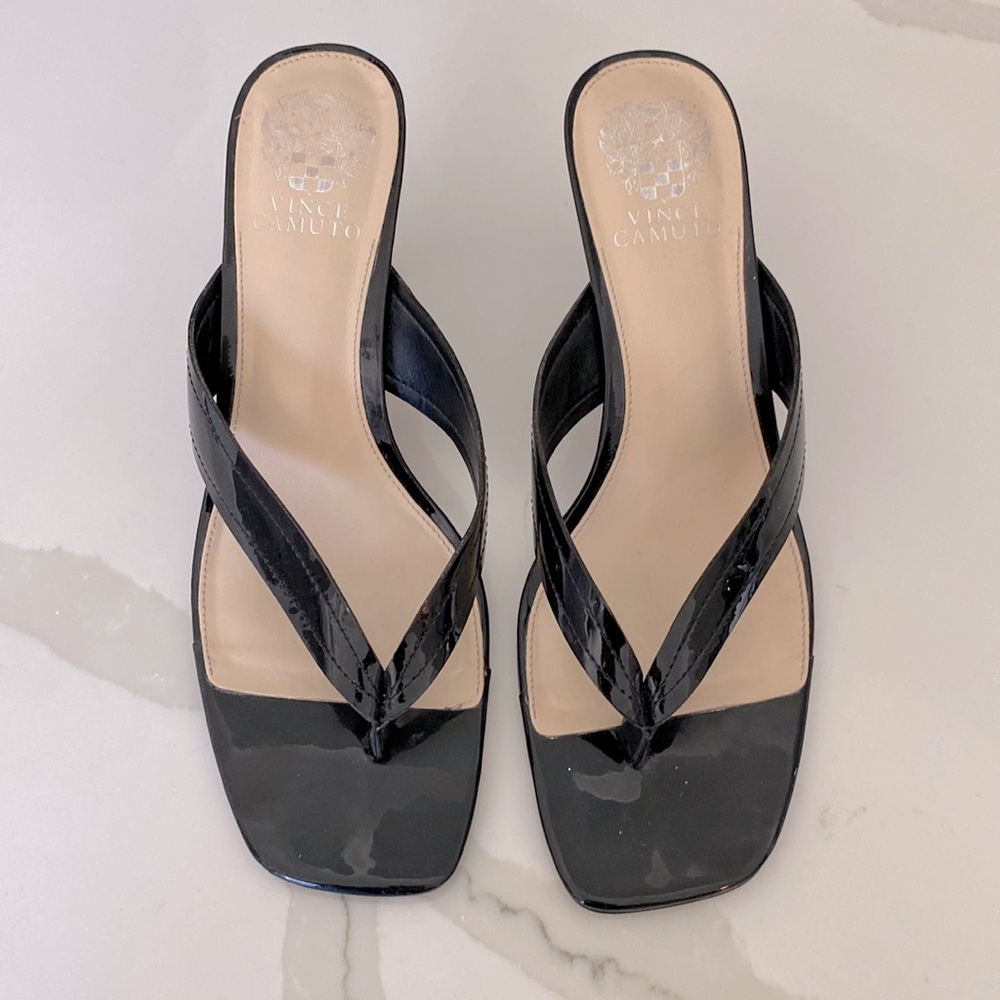 Vince Camuto Saresta Thong Sandal
